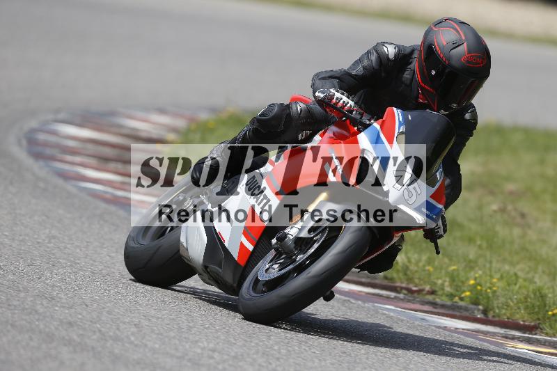 /27 12.06.2025 Ducati Schweiz Trackday Warmup  ADR/gruen-vert/15